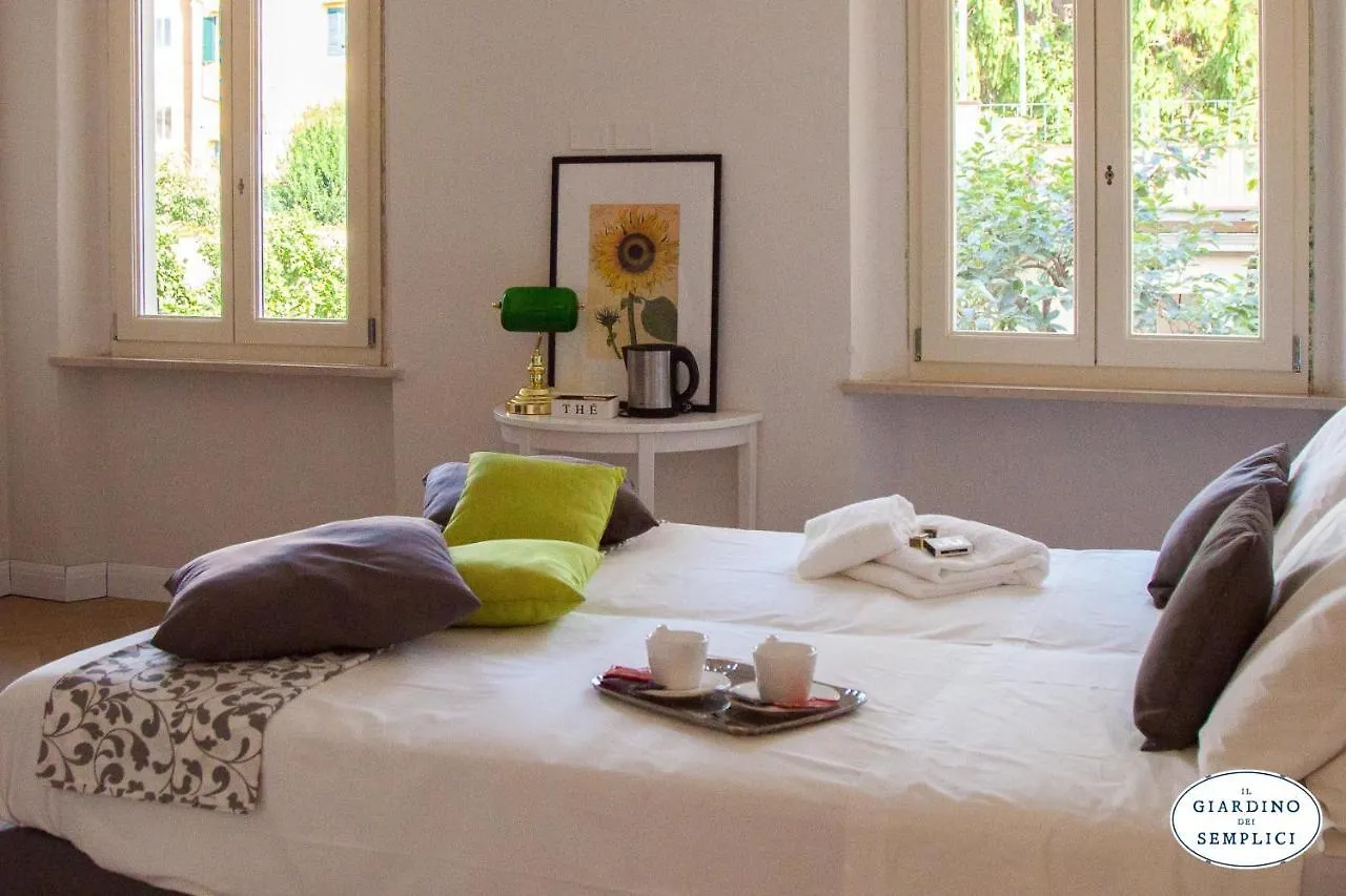 Il Giardino Dei Semplici Bed and Breakfast Pisa Bed & Breakfast